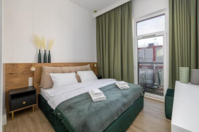 2-Bedroom Apartment with Parking near Metro WWA50